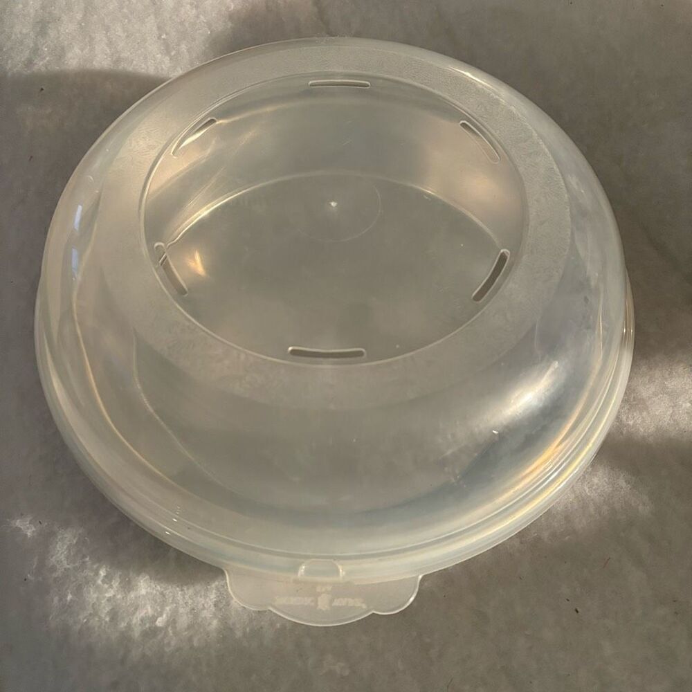 Nordic Naturals High Dome Covered Pie Pan